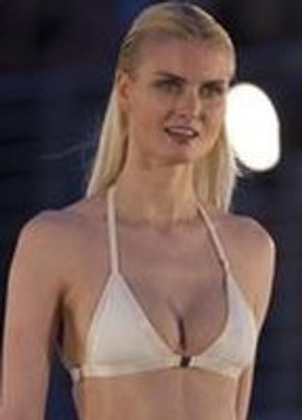 Hege Serine Golf Nude 92264