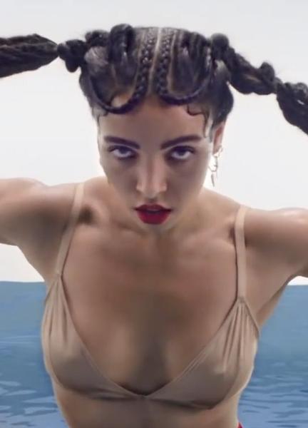 Sexy FKA Twigs 263124