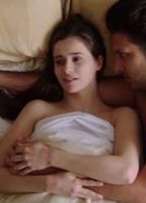 Holly Earl Sexy Photos 230205