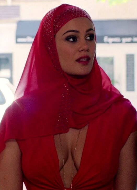 Dina Shihabi Nude 218940