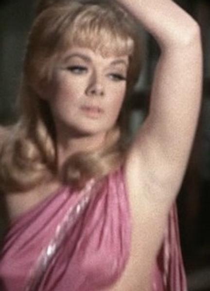 Leslie Parrish Sexy Photos 240405