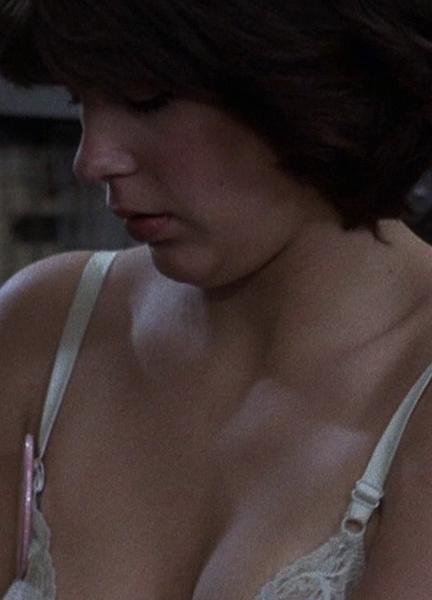 Sexiest Kristen Riter Scenes 257463