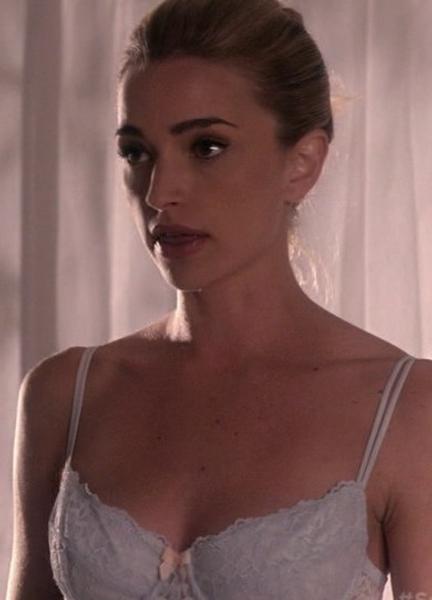 Brianne Howey Sexy Photos 225717