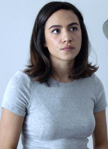 Aurora Perrineau Nude 270084