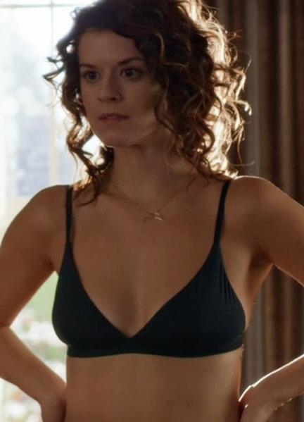 Priscilla Faia Hot Scenes 228630