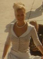 Edith Rozanyai Bush Butt 201599