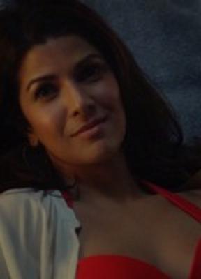 Nimrat Kaur Sexy 229209