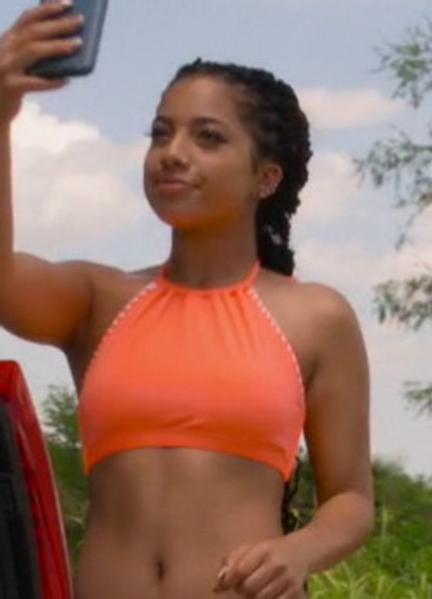 Kiana Ledé Hot Scenes 247086