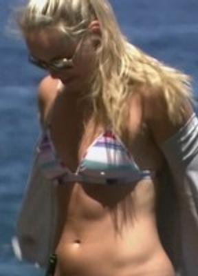 Lindsey Vonn Bikini Butt 240534