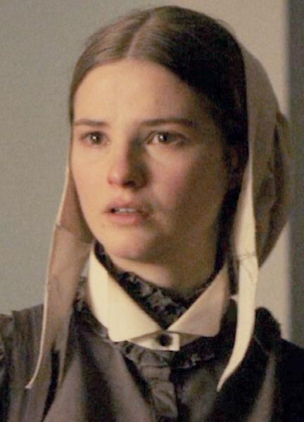 Sexiest Stefanie Scott Scenes 284403