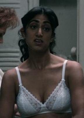 Sunita Mani Bikini Lesbian 232671