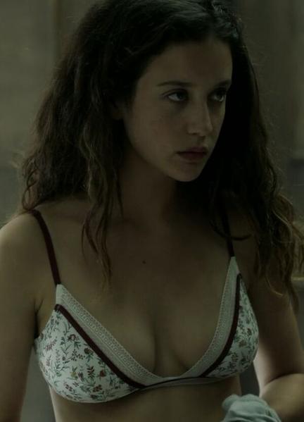 María Pedraza Nude Scenes 219219