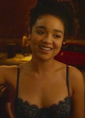 Aisha Dee Bikini Breasts 223503