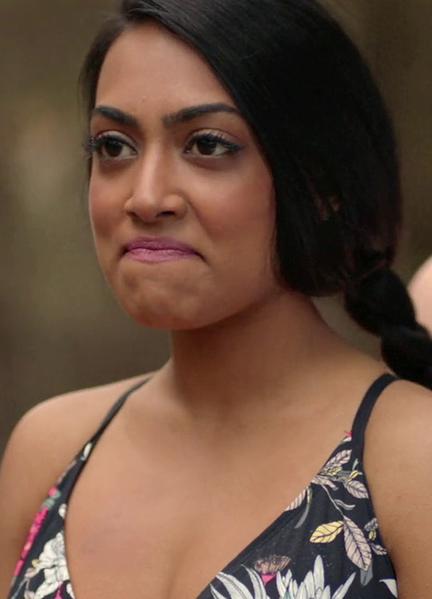 Sexy Melinda Shankar 242940
