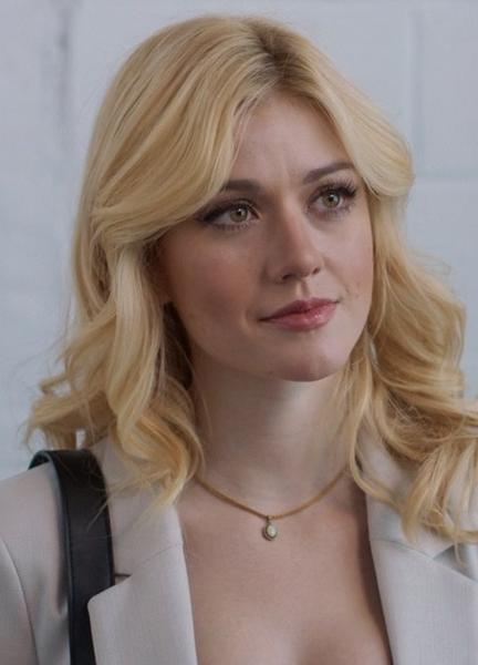 Katherine McNamara Hot Scenes 280598