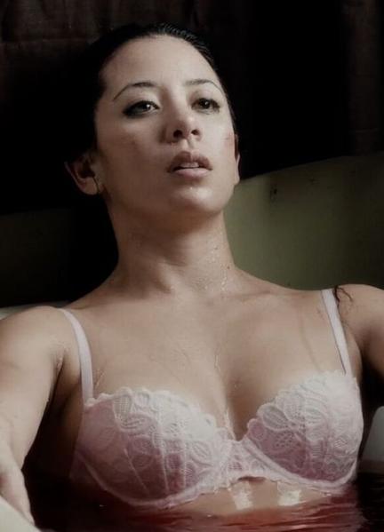 Sexiest Tara Macken Scenes 219987