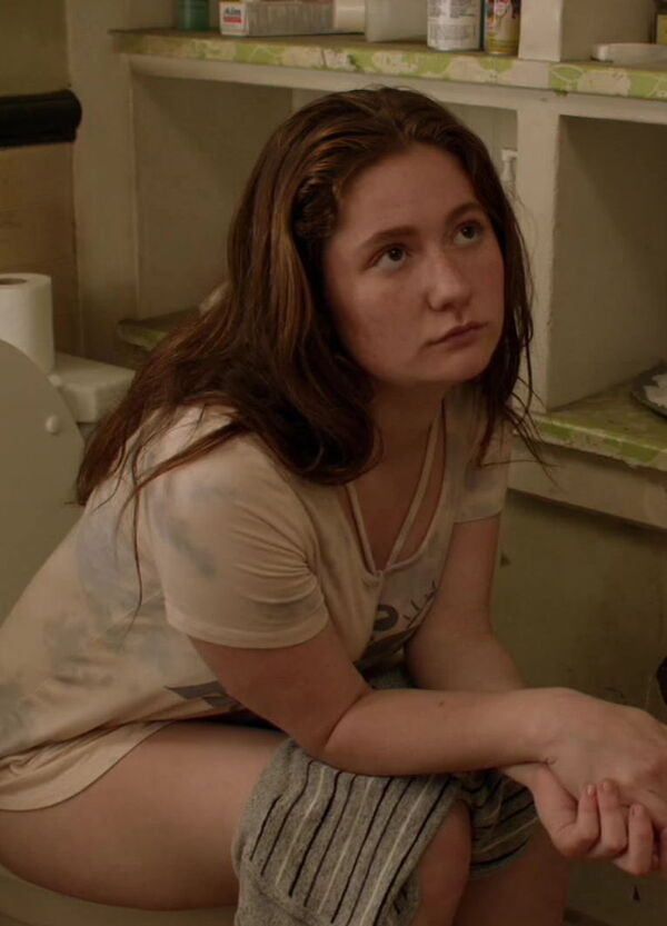 Emma Kenney Hot Scenes 293258