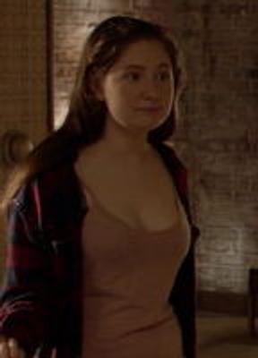 Emma Kenney Lesbian Sexy 217110