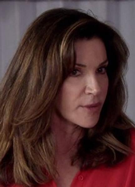 Hilary Farr Nude 220272