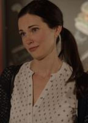 Laura Mennell Lesbian Sexy 221742
