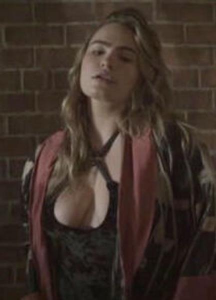 Sexy Kathryn Gallagher 221736