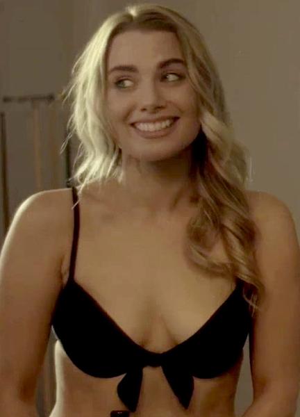 Chloe Brown Sexy Photos 214013