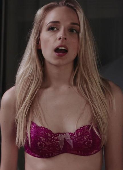 Jenn McAllister Sexy Photos 220413