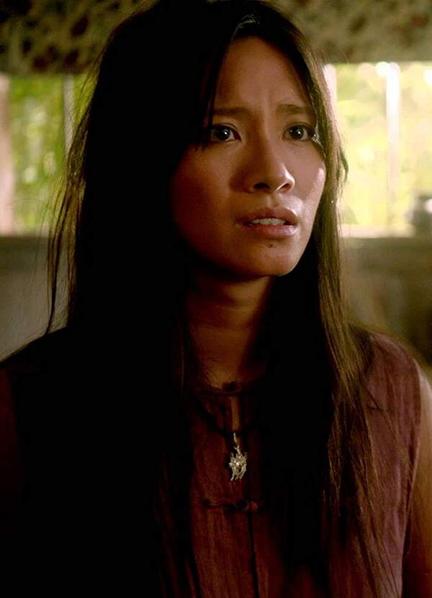 Sexiest Chantal Thuy Scenes 220395