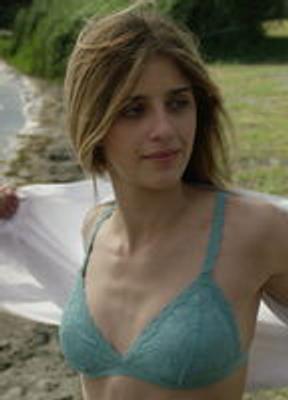 Benedetta Porcaroli Bikini Breasts 219984