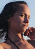 Lou Luttiau Bikini Lesbian 221544