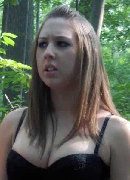 Dahlia DeSade Naked 270234