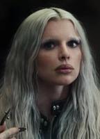 Julia Fox Bikini Breasts 290614