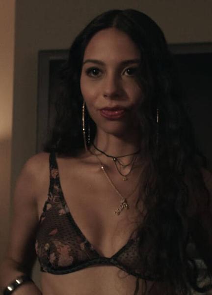 Stephanie Bueno Nude Scenes 272811