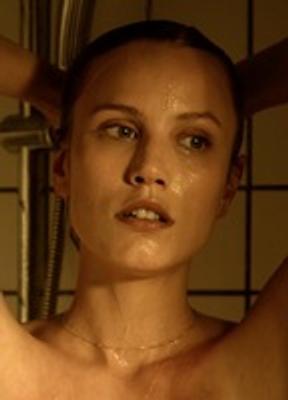 Isabel Thierauch Breasts Bush 273924