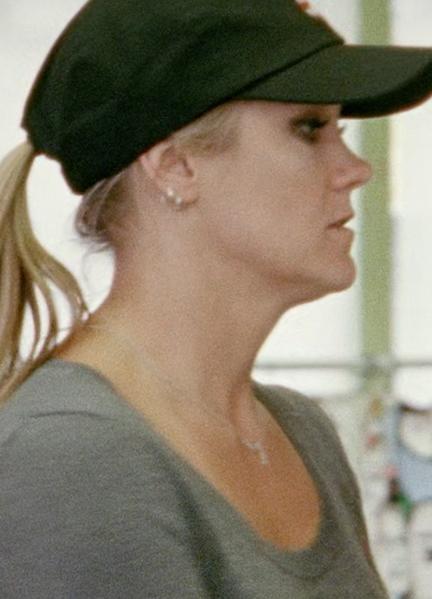 Sexiest Julie Simpson Scenes 277823