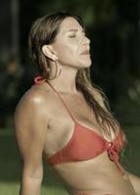 Mónica Ayos Bikini Breasts 275070