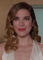 Annie Murphy Sexy Underwear 275928