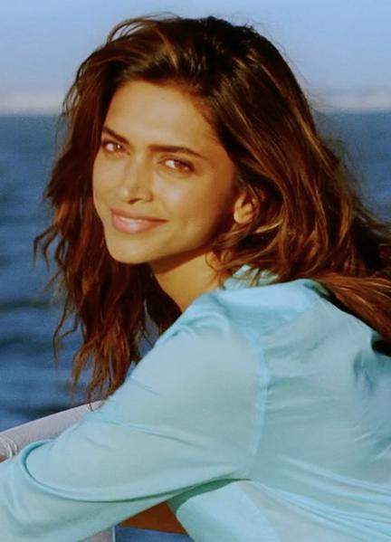 Deepika Padukone Hot Scenes 278630