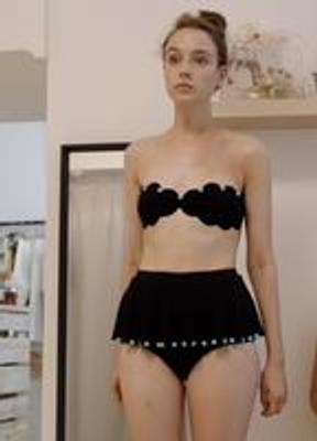 Emma Curtis Bikini Sexy 280874
