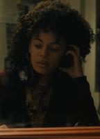 Kiah McKirnan Bikini Lesbian 281321