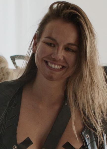 Eline van Gils Naked 284718