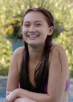 Lola Tung Bikini Sexy 285909