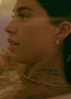 Naomi Wild Breasts Sexy 286494