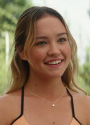 Sadie Stanley Bikini 289345