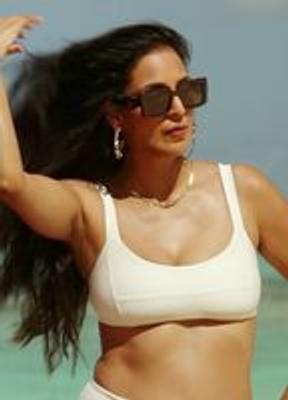 Jessel Taank Bikini Sexy 289551