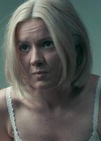 Hadley Robinson Bikini Lesbian 289657