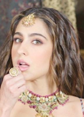 Sara Ali Khan Bikini Sexy 290357