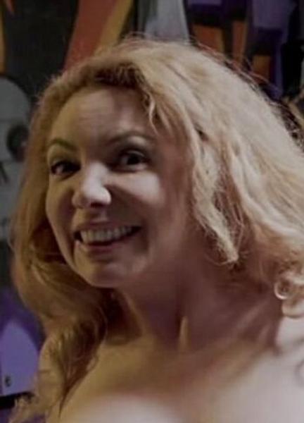 Kiki Daire Naked 290678