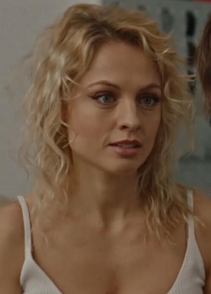 Yanina Studilina Nude Scenes 290783