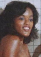 Angela Bennett Breasts Bush 290998